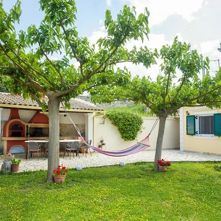 Pine Forest Vilă Kompítsion