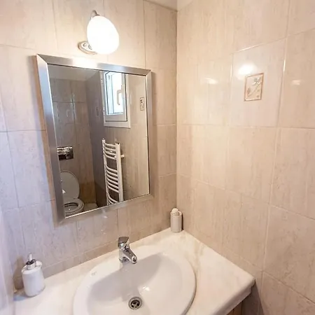 Pine Forest 别墅 *