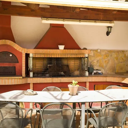 Pine Forest 别墅 *