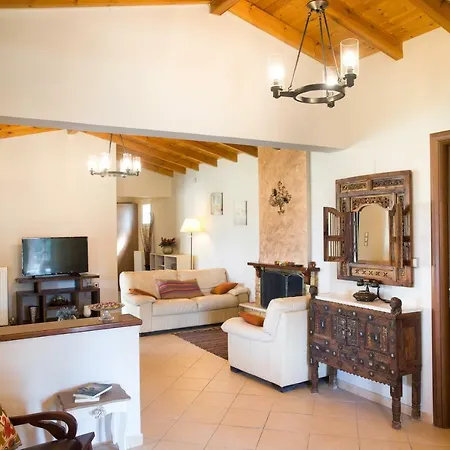 Villa Pine Forest